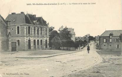 / CPA FRANCE 35 "Saint Aubin du Cormier, la mairie et la route de Livré"