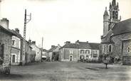 35 Ille Et Vilaine / CPSM FRANCE 35 "Chelun, place de l'église"