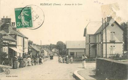 CPA FRANCE 89 " Bléneau, avenue de la gare"