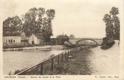 CPA FRANCE 89 " Courlon, entrée du canal et le pont"