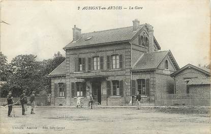 / CPA FRANCE 62 "Aubigny en Artois, la gare"