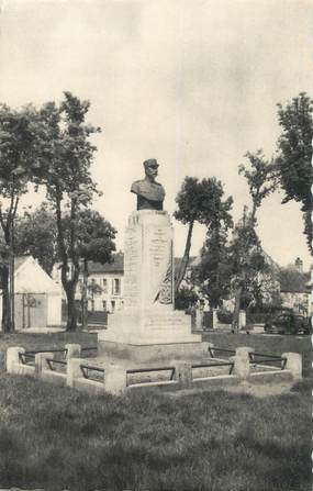 / CPSM FRANCE 62 "Ardres, le monument du générale de Saint Just"