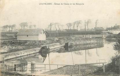 / CPA FRANCE 59 "Gravelines, écluses de Chasse et les remparts"