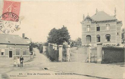 CPA FRANCE 59  " Wignehies, la rue de Fourmies"