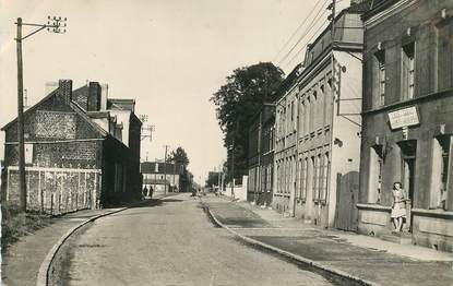 CPSM FRANCE 59 "Le Poirier, la rue Gustave Delory"