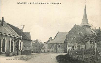 CPA FRANCE 72 "Requeil, la place, rte de pontvallain"