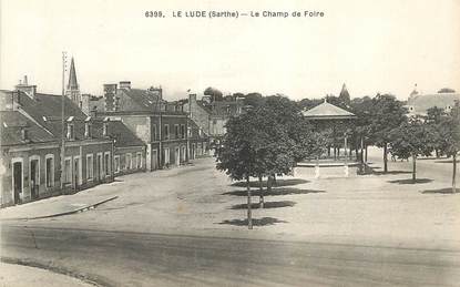 CPA FRANCE 72 "Le Lude, le champ de foire"