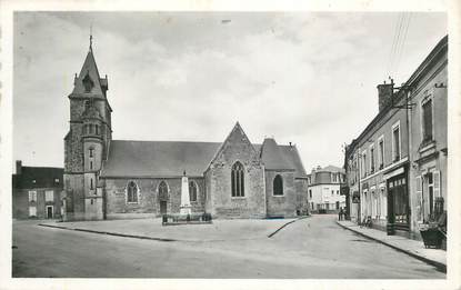 CPSM FRANCE 72 "Marolles les Braults, Eglise et monument aux morts"