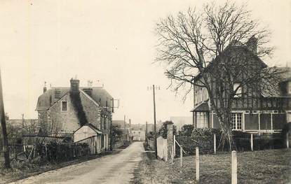 CPSM FRANCE 72 "Vallon sur Gée, rue de la gare"