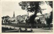 85 Vendee / CPSM FRANCE 85 "Fontenay Le comte, place de Verdun, champ de Foire"