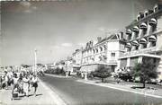 85 Vendee / CPSM FRANCE 85 "Les Sables d'Olonne, le remblai"