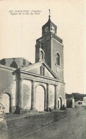 / CPA FRANCE 85 "Ile d'Yeu, église du port"