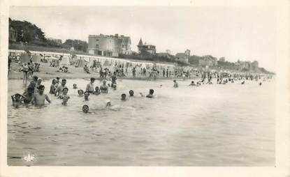 CPSM FRANCE 50 "Saint Pair sur Mer, le Bain"