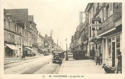 CPA FRANCE 50 "Pontorson, la Grande rue"