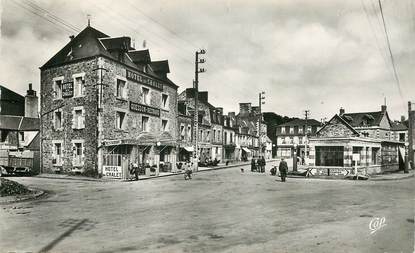 CPSM FRANCE 50 "Pontorson, la place de la Gare"