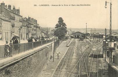 CPA FRANCE 87 "Limoges, avenue de la gare"