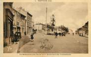 01 Ain / CPA FRANCE 01 "Trévoux, monument aux morts et bld des Combattants"