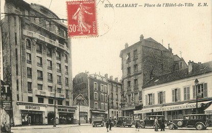 / CPA FRANCE 92 "Clamart, place de l'hôtel de ville"