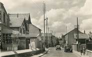 92 Haut De Seine CPSM FRANCE 92 "Rueil Malmaison, la rue du Colonel rochebrune"