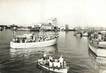 / CPSM FRANCE 85 "Les Sables d'Olonne, retour de promenade en mer" / BATEAU