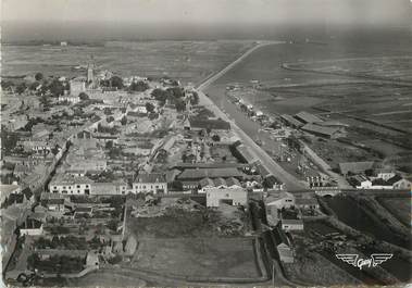 / CPSM FRANCE 85 "Ile de Noirmoutier, le port"