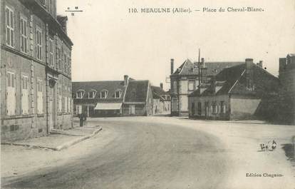 / CPA FRANCE 03 "Meaulne, place du cheval Blanc"