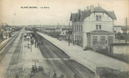 CPA FRANCE 93 "Le Blanc Mesnil, la gare" / TRAIN