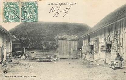 / CPA FRANCE 10 "Un coin de Mailly Le Camp"