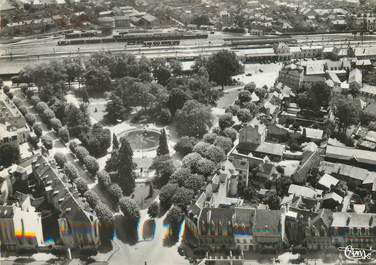 CPSM FRANCE 03 "Moulins, vue aérienne sur la place de la République"