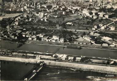 / CPSM FRANCE 42 "Environs de Roanne, la barrage sur la Loire et le Canal"