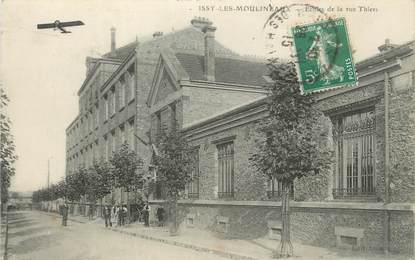 / CPA FRANCE 92 "Issy Les Moulineaux, écoles de la rue Thiers"