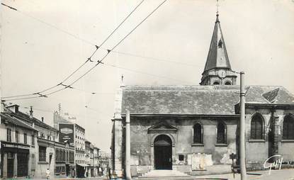 / CPSM FRANCE 92 "Colombes, l'église Saint Pierre et Saint Paul"