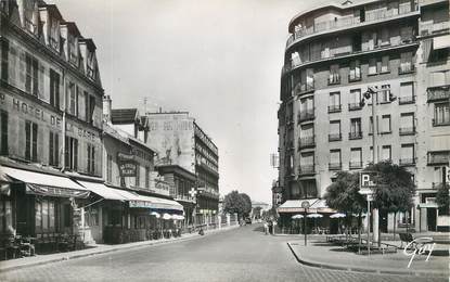 / CPSM FRANCE 92 "Colombes, l'avenue de l'agent Sarre"