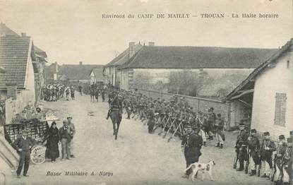 CPA FRANCE 10 "Env. du Camp de Mailly, Trouan, la Halte horaire"