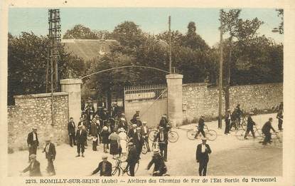 CPA FRANCE 10 "Romilly sur Seine, ateliers des chemins de Fer de l'Est"