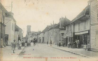 CPA FRANCE 10 "Brienne le Chateau, grande rue de l'Ecole militaire"