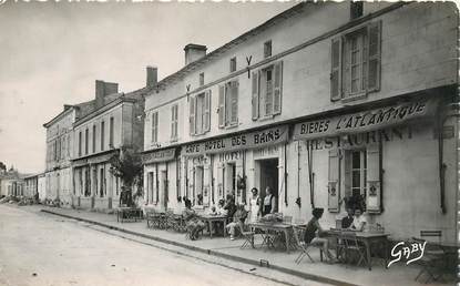CPSM FRANCE  17 "Ile d'Aix, Hotel des Bains"