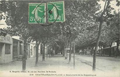 CPA FRANCE  17 "Chatelaillon, le boulevard de la République"