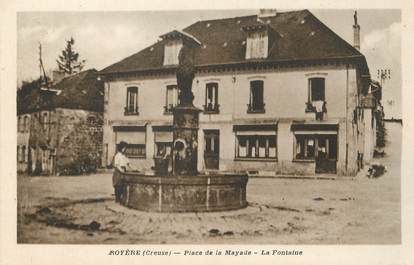 / CPA FRANCE 23 "Royère, place de la Mayade, la Fontaine"