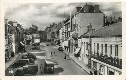 / CPSM FRANCE 18 "Vierzon, place du maréchal Foch"