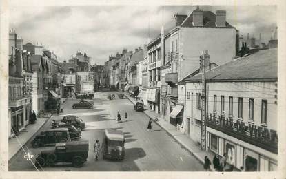 / CPSM FRANCE 18 "Vierzon, place maréchal Foch"