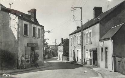 / CPSM FRANCE 18 "Le noyer, rue principale"