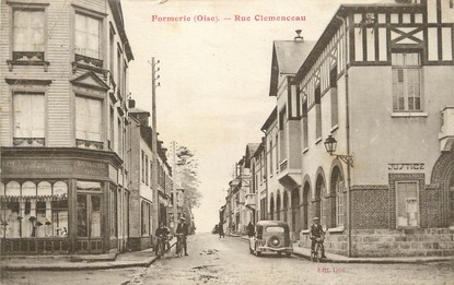 / CPA FRANCE 60 "Formerie, rue Clémenceau"