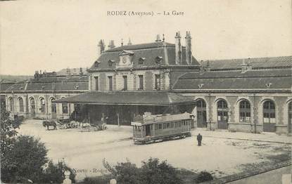 / CPA FRANCE 12 "Rodez, la gare" / TRAMWAY