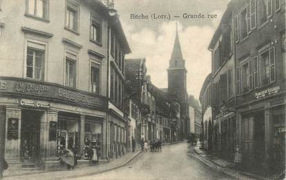 CPA FRANCE 57 "Bitche, la grande rue, le café central"