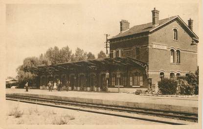 / CPA FRANCE 59 "Cysoing, la gare"