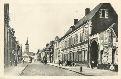 / CPSM FRANCE 59 "Le Cateau, rue Maréchal Mortier"