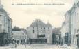 CPA FRANCE 49 "Doué la Fontaine, place de l'Hotel de ville"