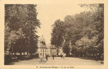 / CPA FRANCE 59 "Avesnes sur Helpe, le jeu de balle"