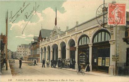 CPA FRANCE 62 "Le Touquet Paris Plage, rue de Paris et station de Tramway"